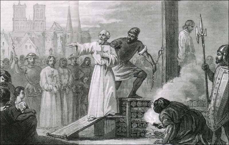O martírio de Jacques de Molay nas fogueiras da Inquisição